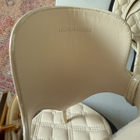 BURBERRY Light Beige Leather Bay Sandals - Picture 8 of 14